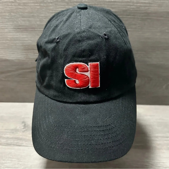 Sports Illustrated StrapBack Dad Hat Black/Red - Picture 1 of 5